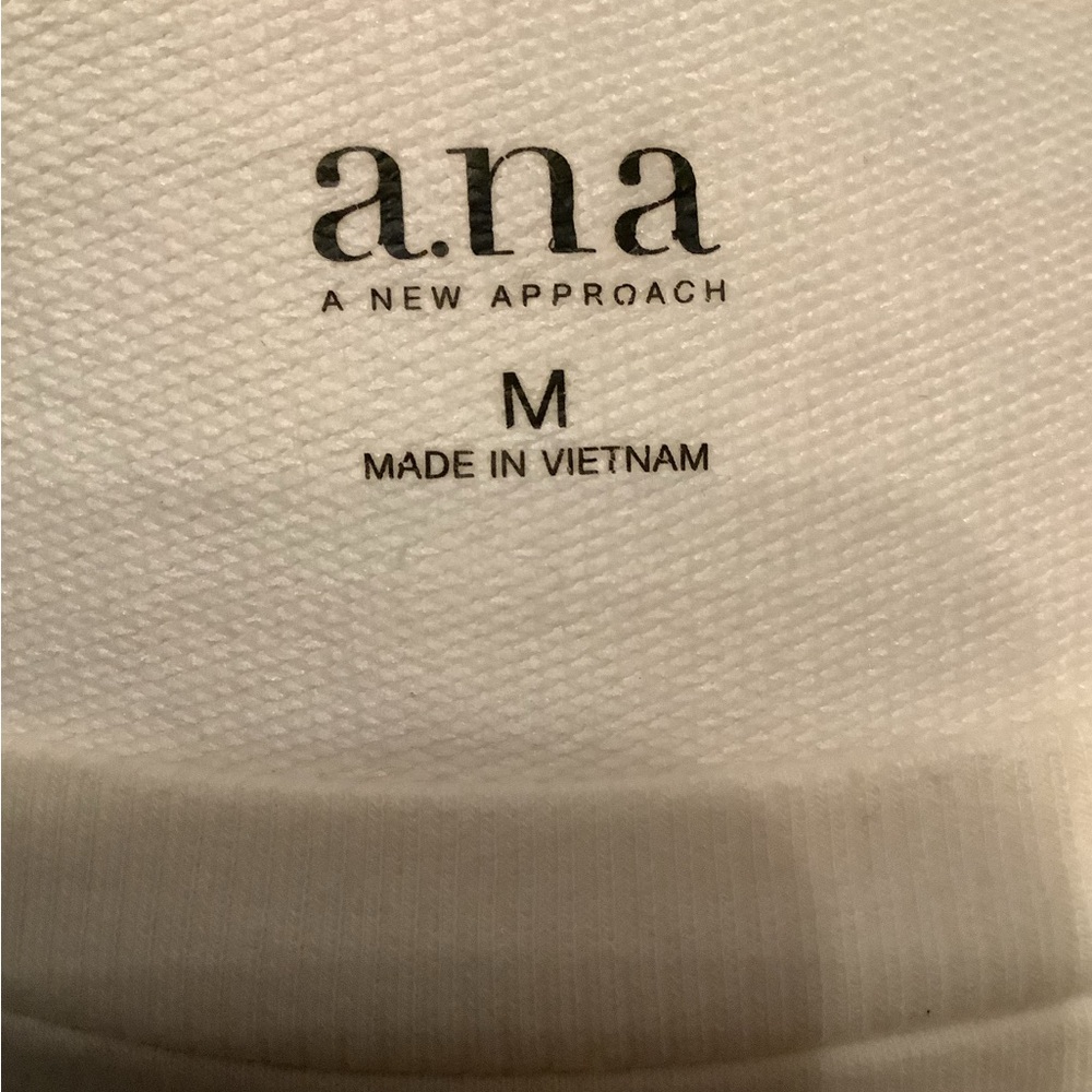 a.n.a Cream Boxy Coquette Ruffled 3/4 Sleeve Blouse - Picture 3 of 5